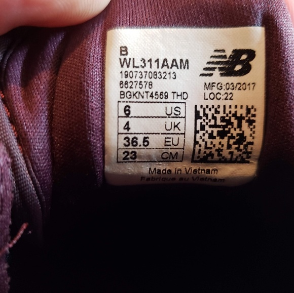 Kids New Balance shoes size 6 - Picture 4 of 5